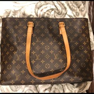 Louis Vuitton Luco tote